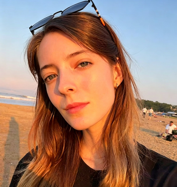 Полина